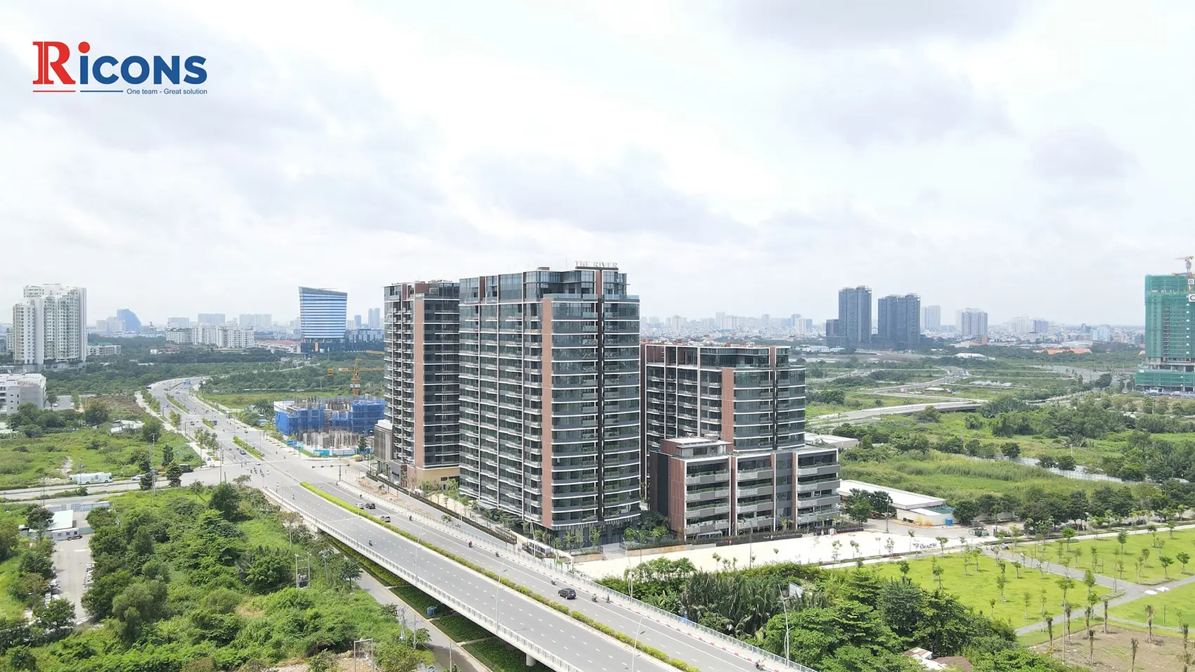 Tiến độ xây dựng dự án The River Thủ Thiêm vào tháng 08 năm 2022 Tiến độ xây dựng dự án The River Thủ Thiêm vào tháng 08/2022